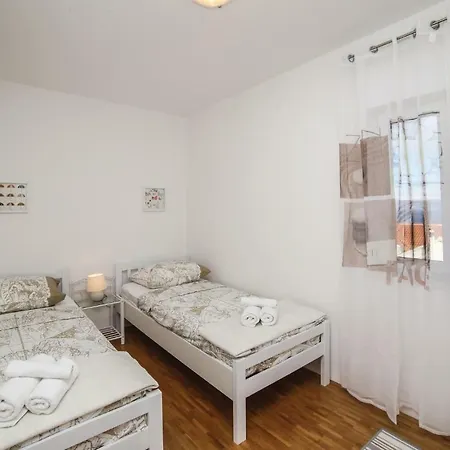 Two-bedroom In * Supetar